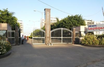 Som Datt Landmark - Luxury Residential Apartments 2-3-4 BHK