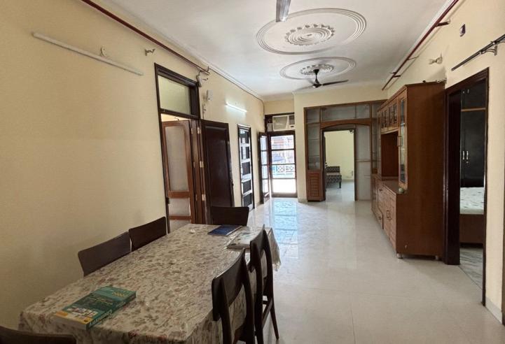 Newly Built Girls PG in Sector 32, Chandigarh | Meals Included | Premium Stay
