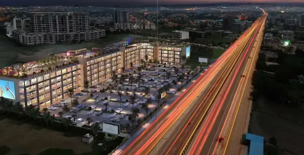 Prisma Plaza - Luxury Business Hub in Kharar – amenities area
