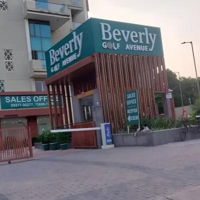 Beverly Golf Avenue Sector 65 Mohali | 3 &amp; 4 BHK Luxury Apartments | Best Residential Projects in Mohali | RERA Approved