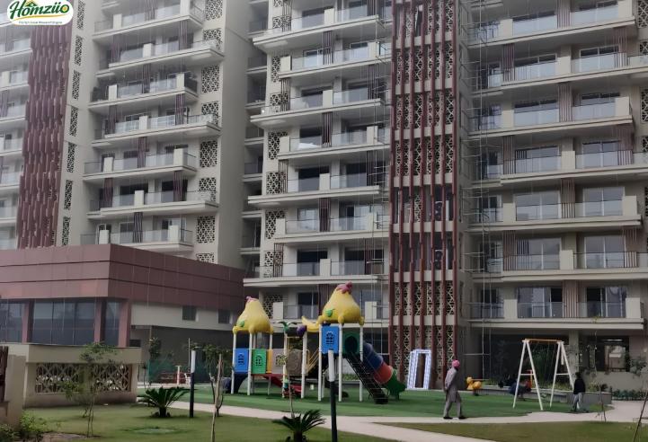 Beverly Golf Avenue Sector 65 Mohali | 3 &amp; 4 BHK Luxury Apartments | Best Residential Projects in Mohali | RERA Approved – landscape