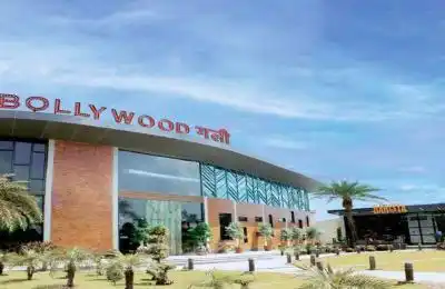 Bollywood Gully Chandigarh Royale City Zirakpur: Luxury Residential Projects in Zirakpur | 1-4 BHK Apartments, Villas - New Residential Project in Zirakpur