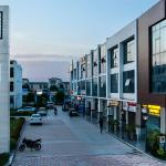 Clockton High Street Sector 82A New Chandigarh | Shopping Complex & Office Spaces in New Chandigarh Commercial Projects