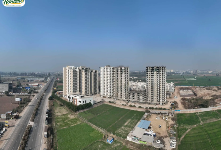 Escon Primera Zirakpur – Luxury 2, 3 & 4 BHK Apartments on PR-7 Highway by Malwa Developers – clubhouse