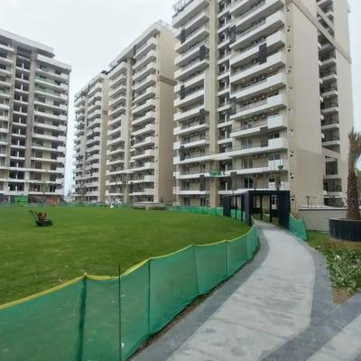 Green Lotus Utsav Zirakpur - 3/4/5 BHK Luxury Apartments on International Airport Road