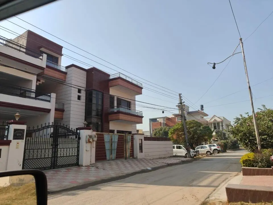Shiwalik Avenue - 3BHK Flats & Apartments in Kharar – amenities area
