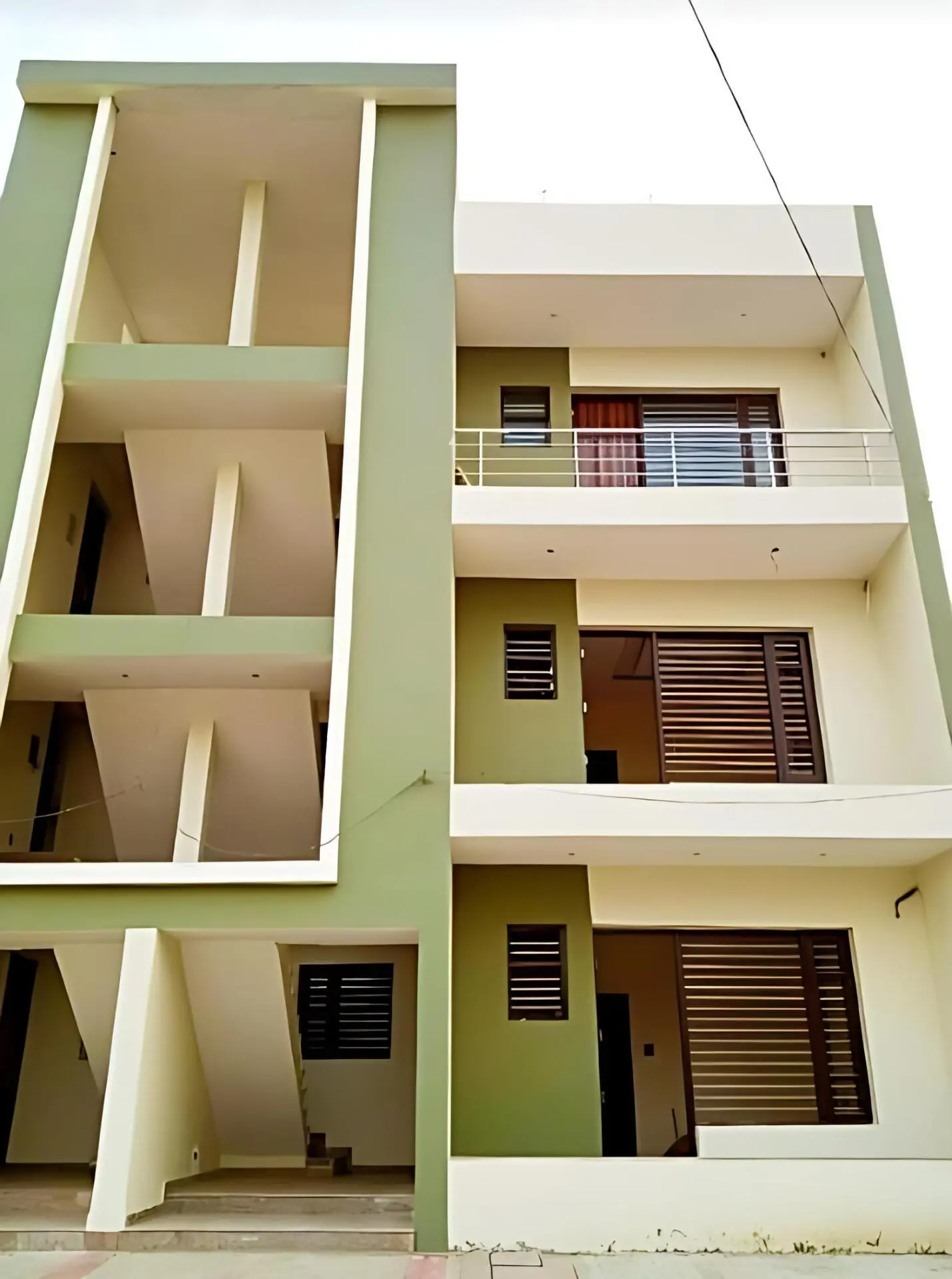 Global City - Sunny Enclave | Luxury Independent Plots Floors Villas in Kharar – clubhouse