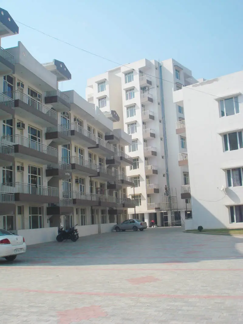 Aura Avenue - Affordable Gated Residential in Kharar – clubhouse