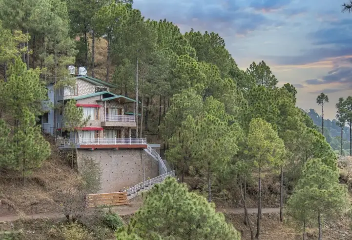 Independent House/Villa for Sale in Kanda, Kasauli