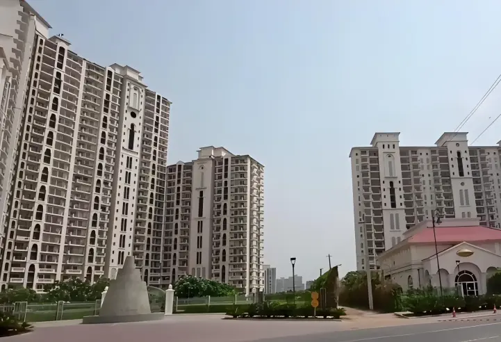 Ambience Creacions Sector 22, Gurgaon – clubhouse