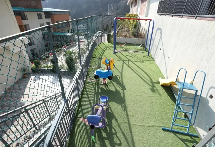 Himachal Cliffton Valley in Shimla – gallery image 12