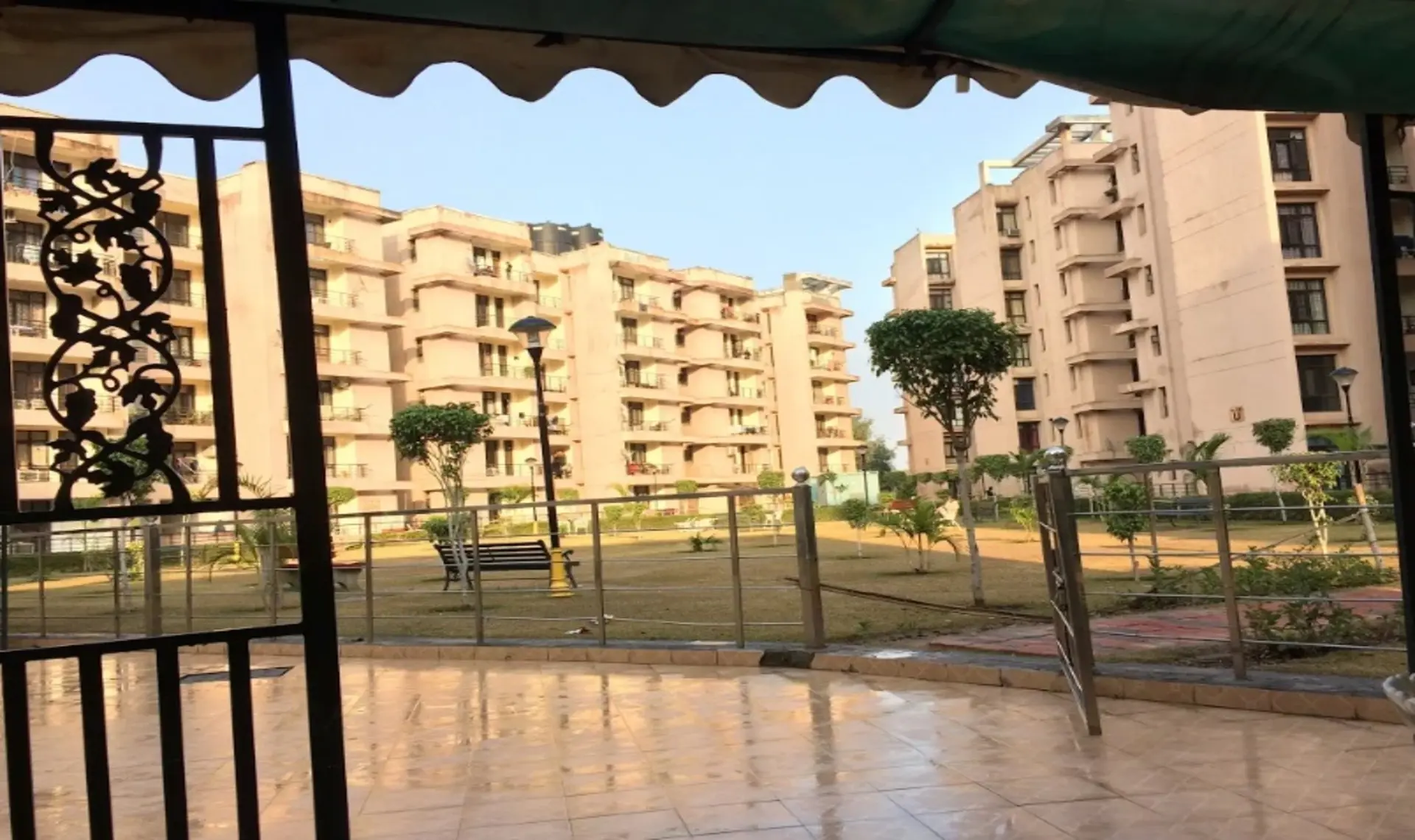Jaipuria Sunrise Greens Zirakpur – Premium Apartments by HOMZIIO – clubhouse