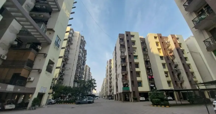 Barnala Maya Garden City Zirakpur: Best Residential Projects in Zirakpur | High-Rise Apartments in Zirakpur – lobby