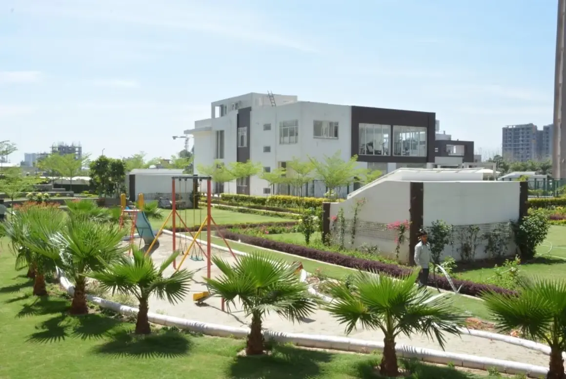 Motia Citi Zirakpur: Best Residential Projects in Zirakpur | High-Rise Apartments in Zirakpur – clubhouse