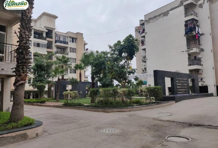 Omaxe Parkwoods - 1, 2 & 3 BHK Apartments in Baddi, Himachal Pradesh – amenities area