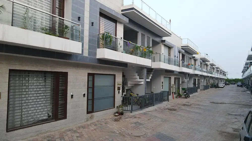Paradise Palms - Premium Residential Villas in Kharar – amenities area