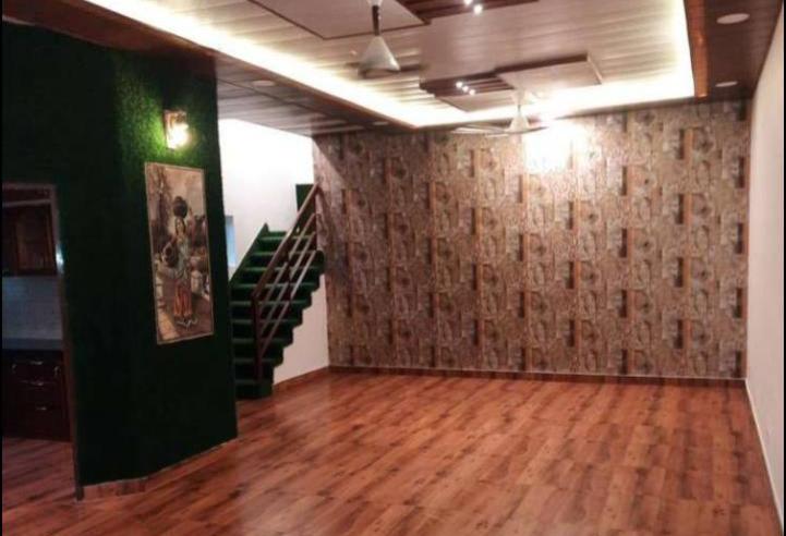 4bhk semi furnished