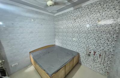 Fully Furnished 1 Room Set in Phase 10, Mohali | No Timing Issues | Ready to Move