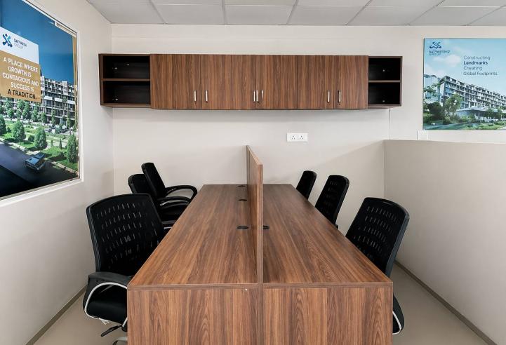 Prime Commercial Property for Rent | Ideal for Office, Showroom & Retail Space