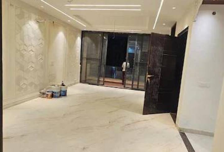 Luxury 5 BHK Independent House for Sale in Motiaz Guildford Square, Zirakpur | Study Room &amp; Prime LocationSlug