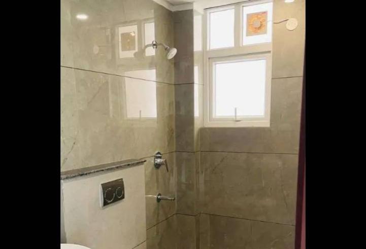 3bhk semi-furnished