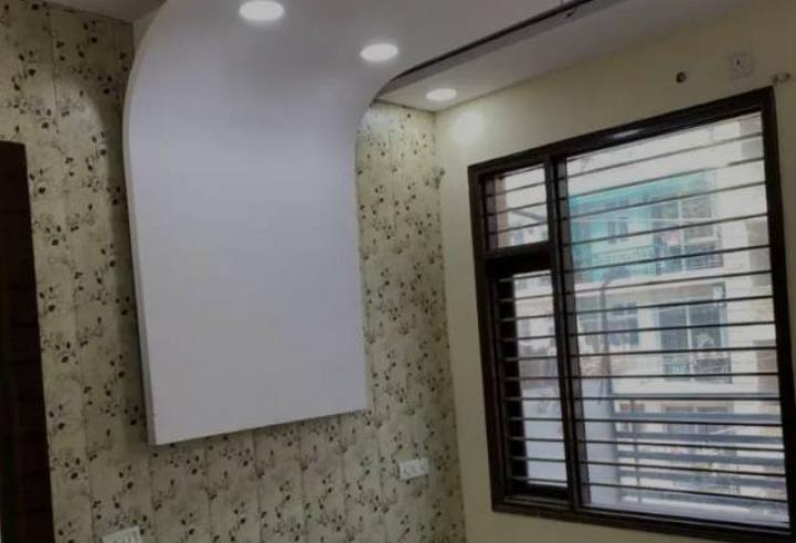 3bhk semi furnished