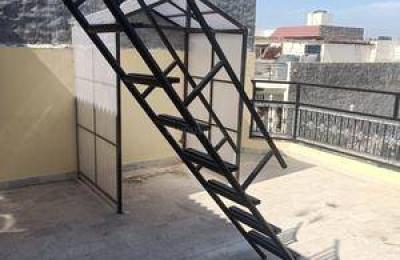 Affordable 2 BHK Flat Available for Rent in Prime Location