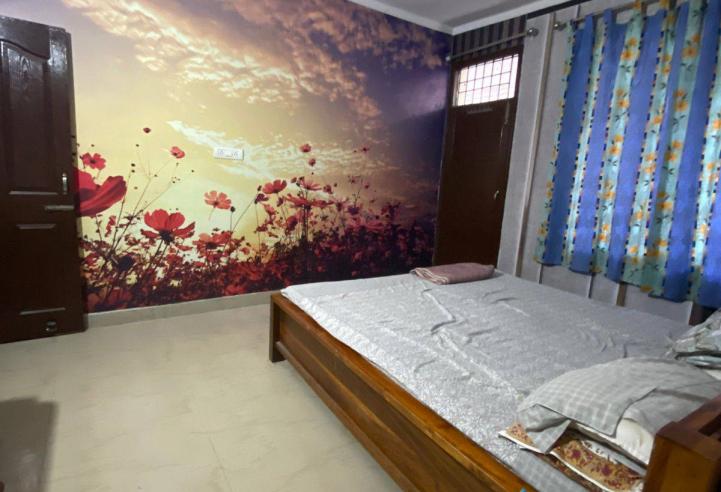 Fully Furnished 2BHK in Maya Garden, VIP Road, Zirakpur | Owner Free | Family &amp; Girls Preferred