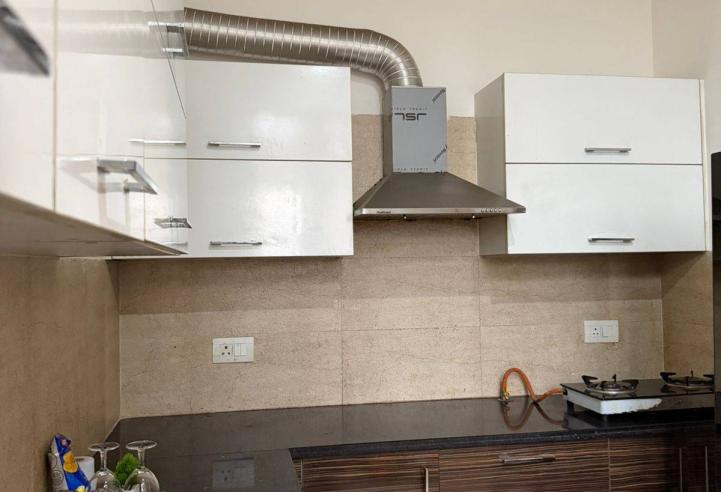 Spacious Apartment with Modern amenities