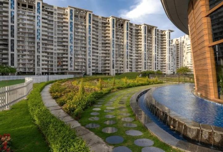 JLPL Falcon View - Luxury Flats in Mohali