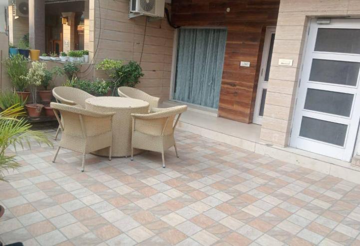 Premium 2BHK Flat in Sector 46C, Chandigarh | 1 Vacancy Available
