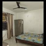 studio apartment semi furnished