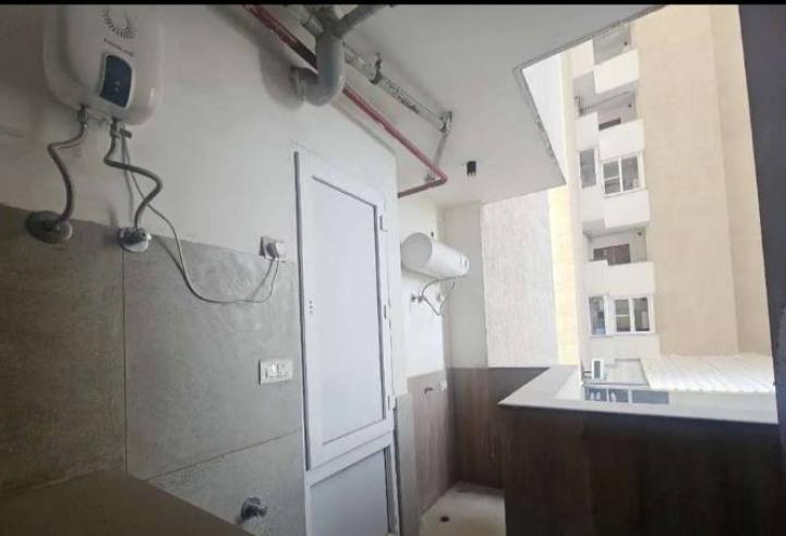 3bhk semi furnished