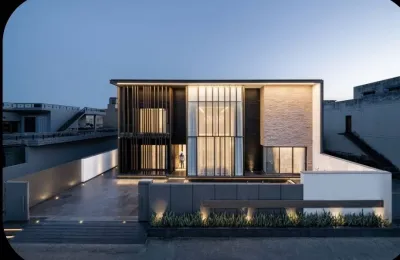 Silhouette Modern Luxury Residence