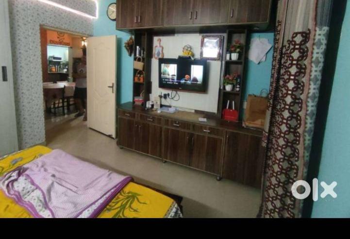 2bhk semi-furnished