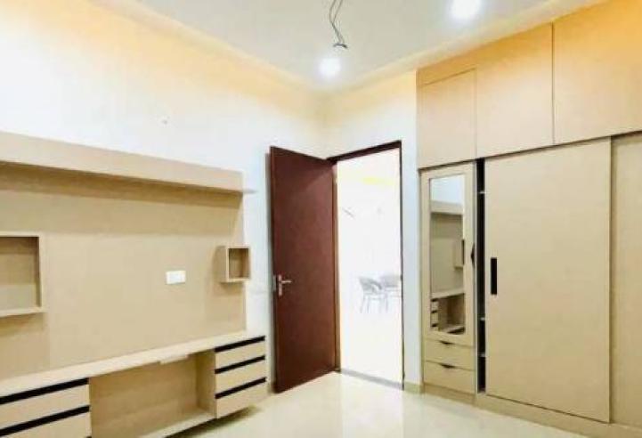 duplex 3bhk semi furnished