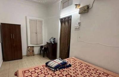 Owner-Free 1RK for Girls in Sector 22, Chandigarh | Ready to Move
