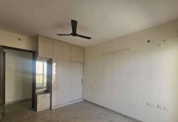 3bhk semi furnished