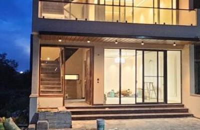 Luxury 5 BHK Independent House for Sale in Motiaz Guildford Square, Zirakpur | Study Room &amp; Prime LocationSlug