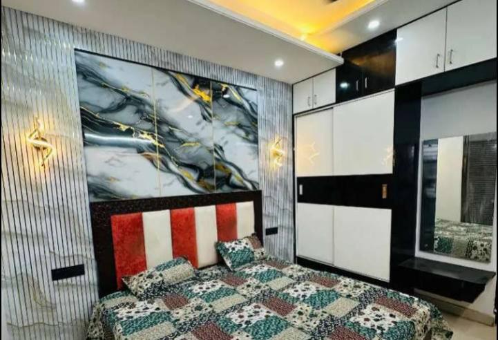 3 bhk semi furnished