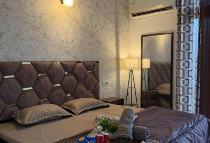 Spacious Apartment with Modern amenities