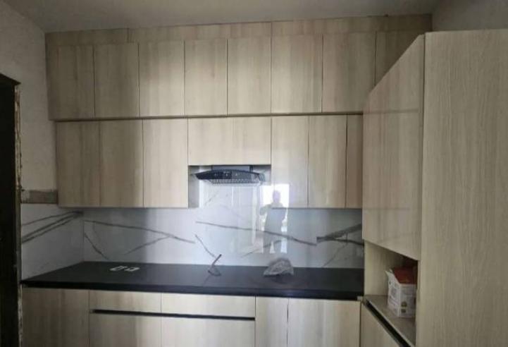 3bhk semi furnished