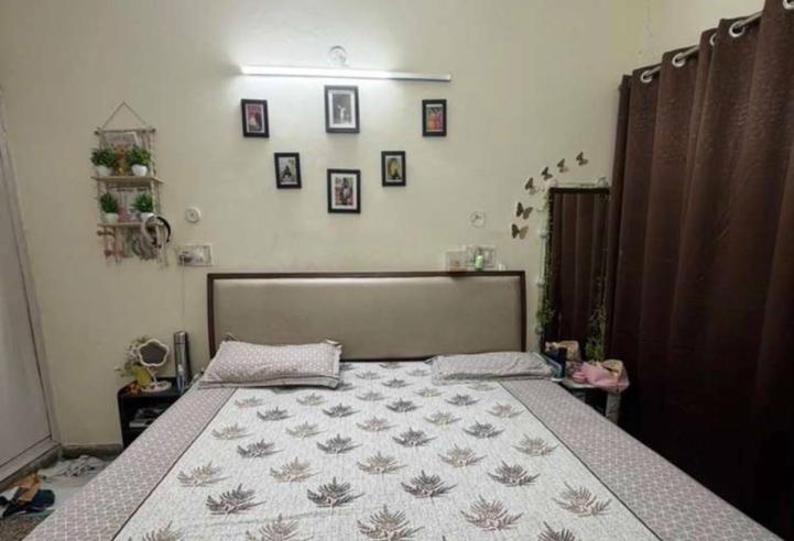 Fully Furnished 2BHK for Girls in Sector 37, Chandigarh | Owner Free | Backyard Sitting Area