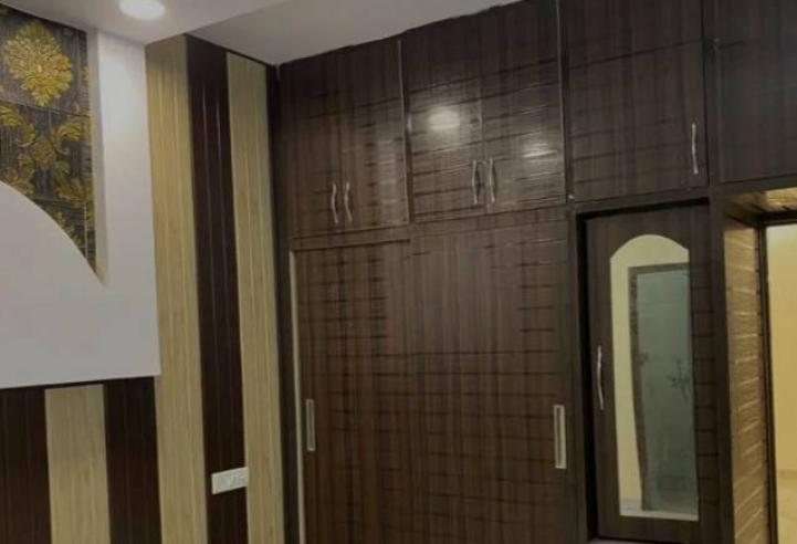 3bhk semi furnished