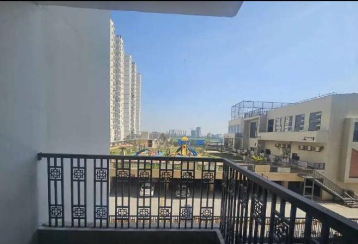 3bhk semi furnished
