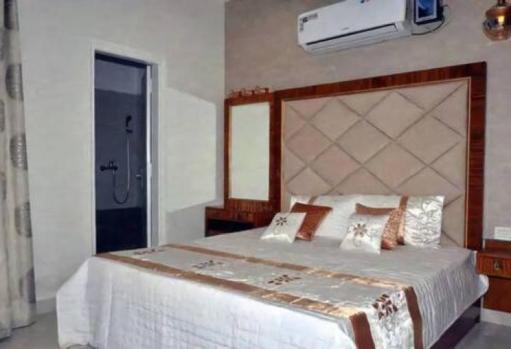 Luxury 3 BHK Flats in Airport Road Zirakpur | Premium Apartments for Sale