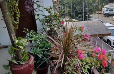 Sector 38 2room set, 2ac, 1st floor, 30k rent, fully furnished.