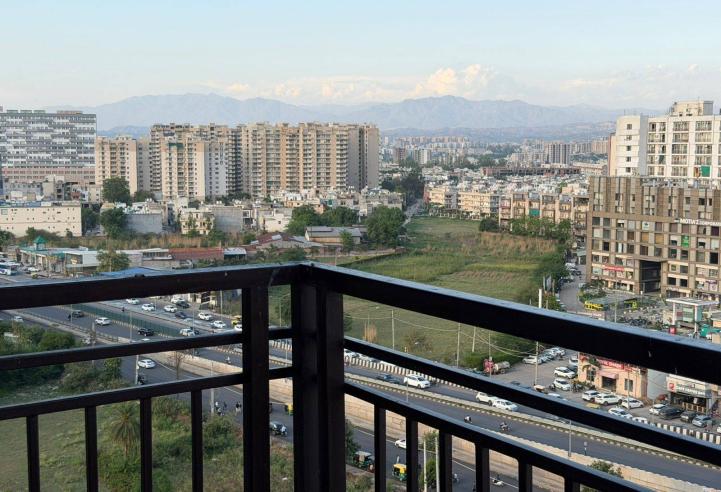 spacious 2bhk Apartment