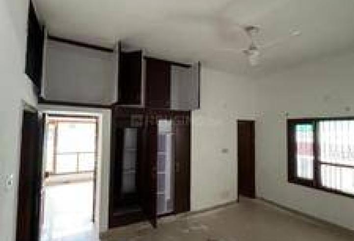 Elegant 3BHK Apartment in a Prime Location