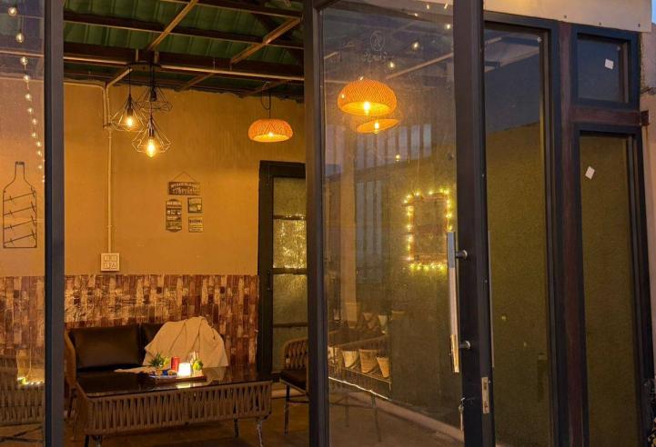 Spacious Apartment with Modern amenities